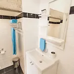 Апартаменты Lovelystay - Cosy Bairro Alto Duplex Лиссабон